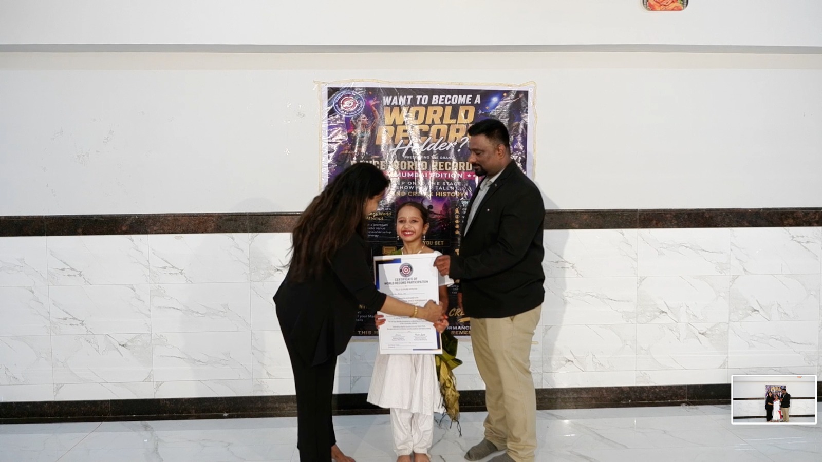 Amrapali Kathak Dance Academy — world record performance (11 of 16)
