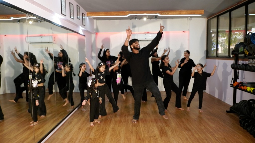 Medal presentation at Dreamers Dance Studio world record event