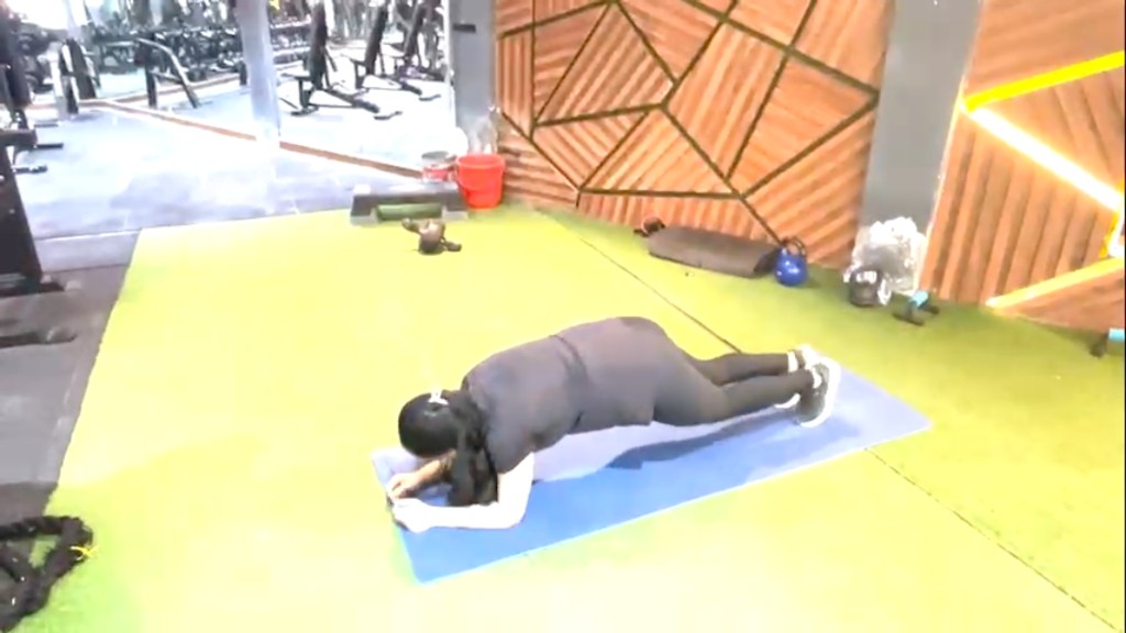 Iron Hub — fitness world record event, trainers and trainees (6 of 18)
