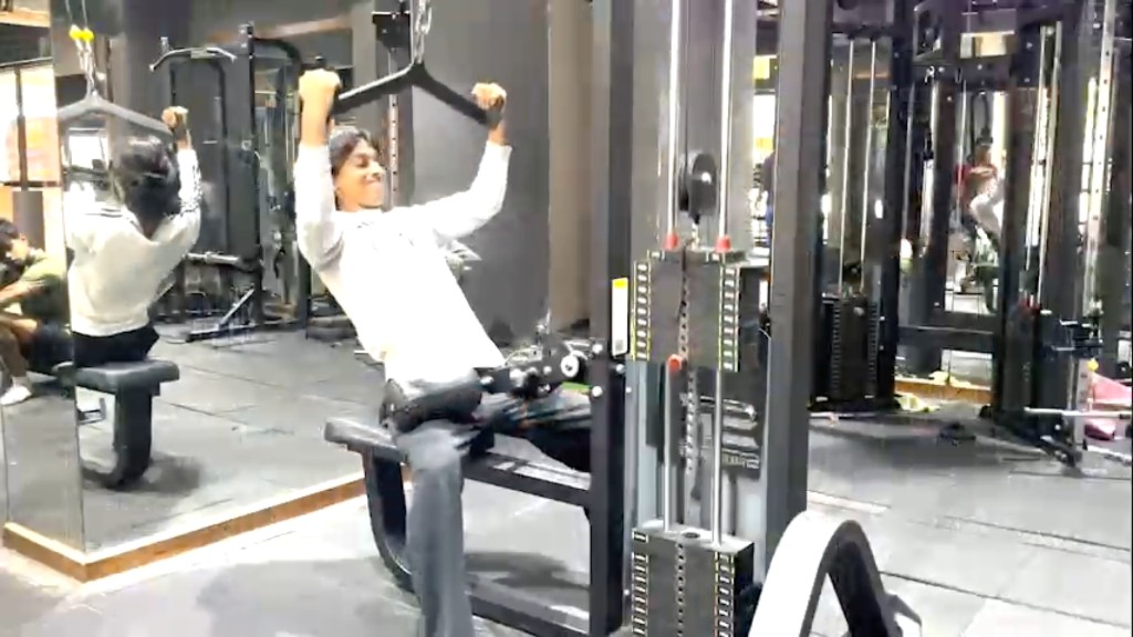 Iron Hub — fitness world record event, trainers and trainees (17 of 18)