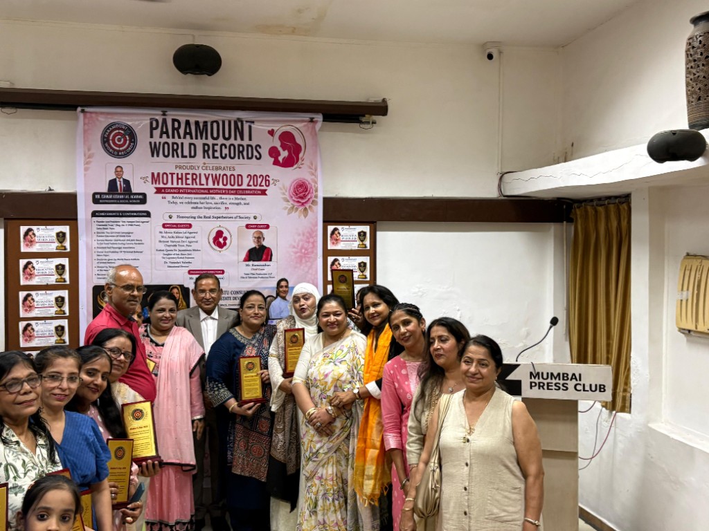 Motherlywood 2026 group photo — Paramount World Records Mother's Day celebration at Mumbai Press Club